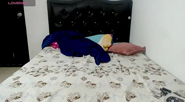 Snapshot of reichellbusty chatting on 16, 1, 2025 reichellbusty online show from 16, 1, 2025