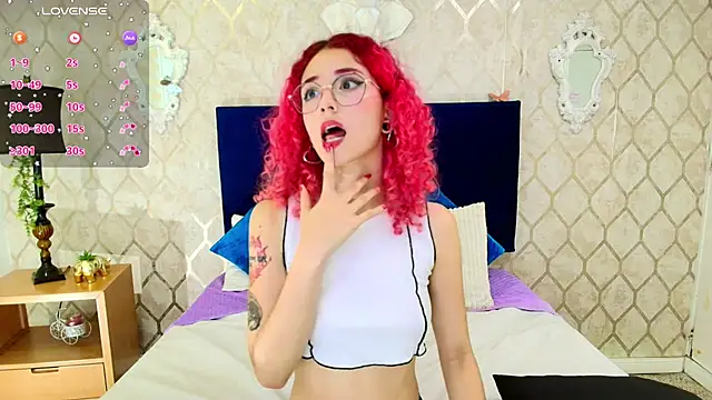 Snapshot of Ivy_Starr1 chatting on 1, 2, 2025 Ivy Starr1 online show from 1, 2, 2025