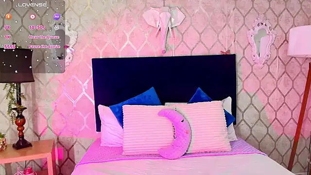 Snapshot of Ivy_Starr1 chatting on 6, 2, 2025 Ivy Starr1 online show from 6, 2, 2025