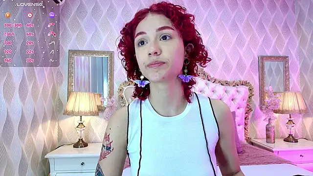 Snapshot of Ivy_Starr1 chatting on 16, 9, 2025 Ivy Starr1 online show from 16, 9, 2025