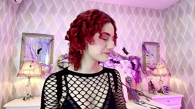 Snapshot of Ivy_Starr1 chatting on 20, 10, 2025 Ivy Starr1 online show from 20, 10, 2025