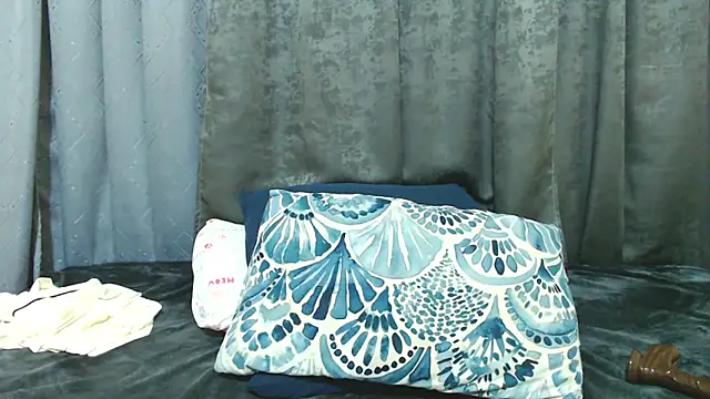 Snapshot of kittykhloe22 chatting on 8, 6, 2026 kittykhloe22 online show from 8, 6, 2026