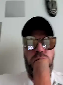 Snapshot of Deeptharot--001 chatting on 6, 7, 2026 Deeptharot--001 online show from 6, 7, 2026