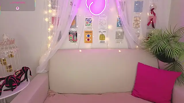 Angel Nikole online show from 3, 10, 2025