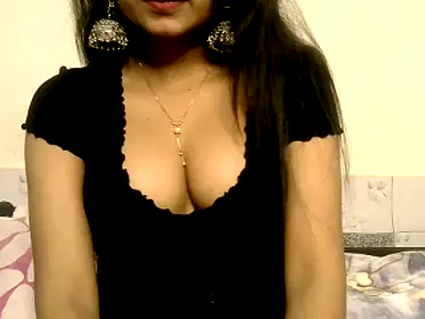 Snapshot of Sanjana_Gupta chatting on 2, 2, 2025 Sanjana Gupta online show from 2, 2, 2025