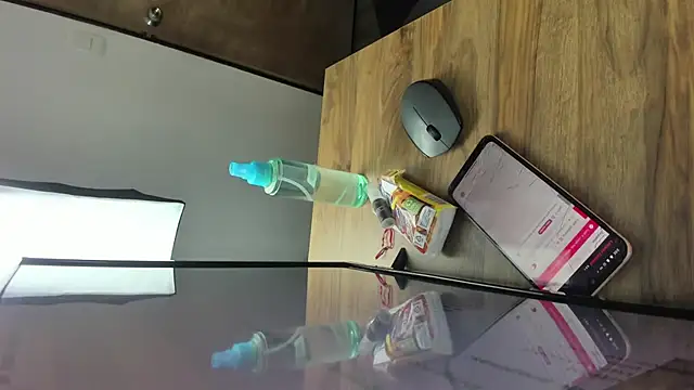 gipsela gomez online show from 28, 2, 2025