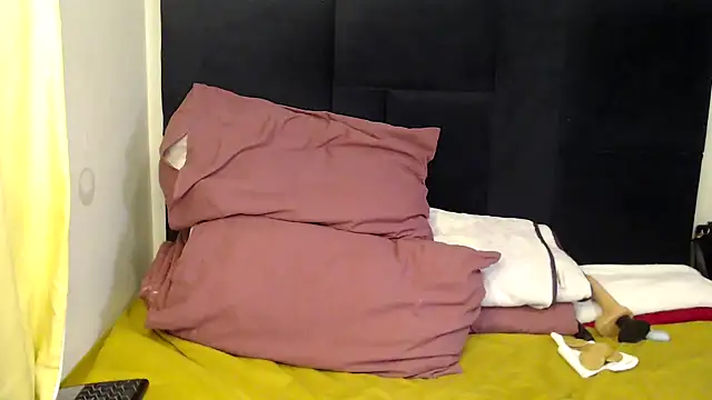 Busty-Londie online show from 30, 9, 2025