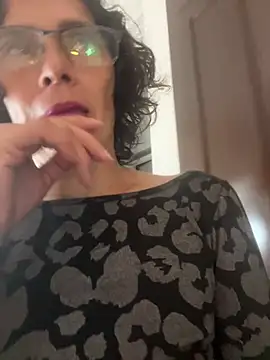 MireyaTorresGu online show from 12, 3, 2026