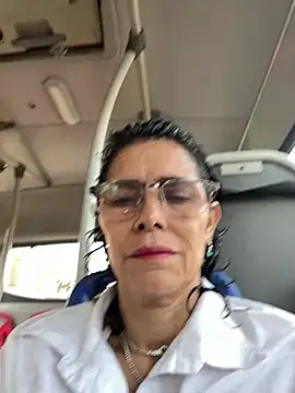 Snapshot of MireyaTorresGu chatting on 31, 5, 2026 MireyaTorresGu online show from 31, 5, 2026