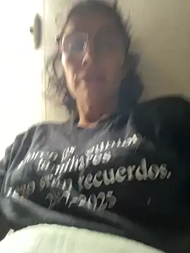 Snapshot of MireyaTorresGu chatting on 14, 6, 2026 MireyaTorresGu online show from 14, 6, 2026