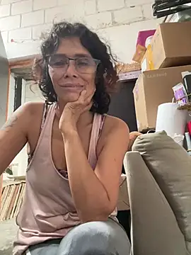 Snapshot of MireyaTorresGu chatting on 15, 6, 2026 MireyaTorresGu online show from 15, 6, 2026