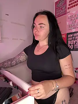 yorkshiregal online show from 23, 4, 2026