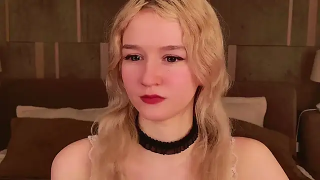 NaomiLoys online show from 10, 3, 2025