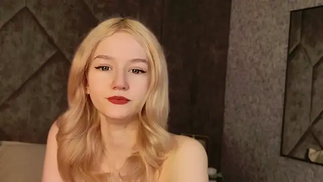 NaomiLoys online show from 28, 2, 2026