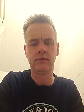 Snapshot of Hectorthyssen1 chatting on 28, 5, 2026 Hectorthyssen1 online show from 28, 5, 2026