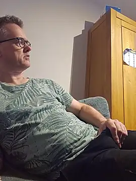 Snapshot of Hectorthyssen1 chatting on 9, 7, 2026 Hectorthyssen1 online show from 9, 7, 2026