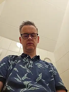 Snapshot of Hectorthyssen1 chatting on 13, 7, 2026 Hectorthyssen1 online show from 13, 7, 2026