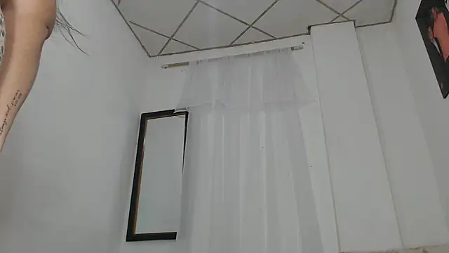 sofi sweet03 online show from 13, 1, 2026