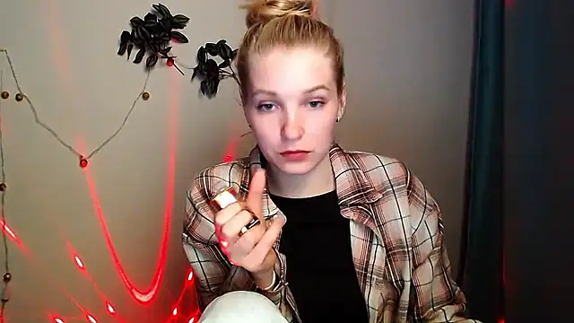 Queen ofLove online show from 2, 5, 2026