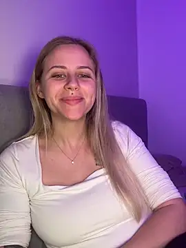 Snapshot of lunawolf21 chatting on 12, 1, 2026 lunawolf21 online show from 12, 1, 2026