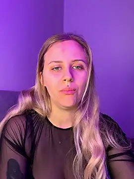 Snapshot of lunawolf21 chatting on 19, 1, 2026 lunawolf21 online show from 19, 1, 2026