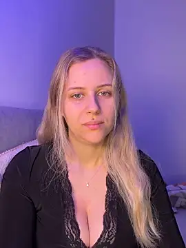 Snapshot of lunawolf21 chatting on 3, 2, 2026 lunawolf21 online show from 3, 2, 2026