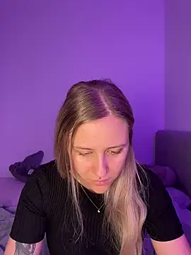 Snapshot of lunawolf21 chatting on 13, 2, 2026 lunawolf21 online show from 13, 2, 2026