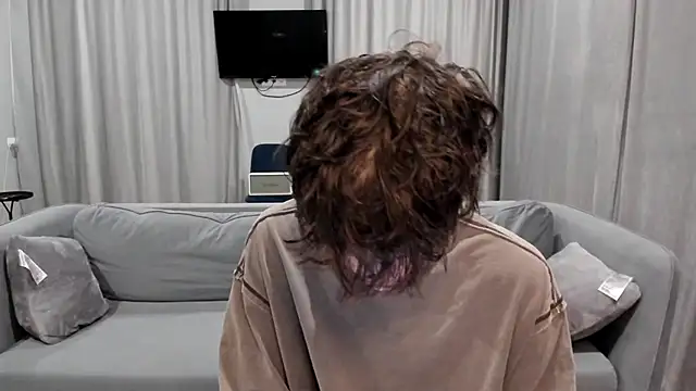 Im Shine Guy online show from 13, 12, 2024