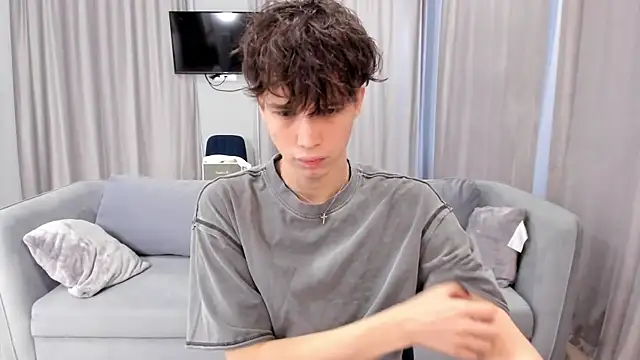 Im Shine Guy online show from 24, 12, 2024