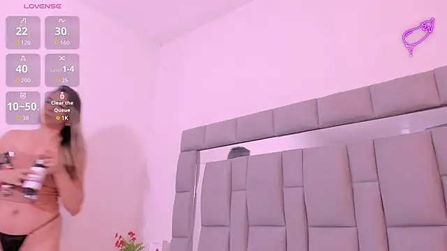 vivianne scott online show from 24, 9, 2025