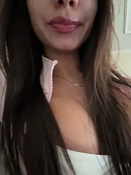 Lolitacooper online show from 30, 4, 2026