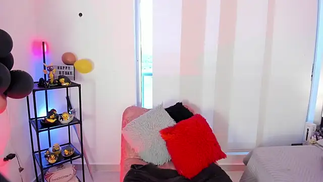 AndreaVelasco online show from 20, 6, 2026