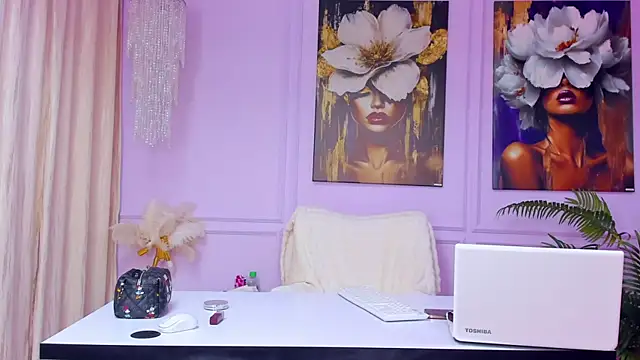 CarlaWhite online show from 24, 4, 2026