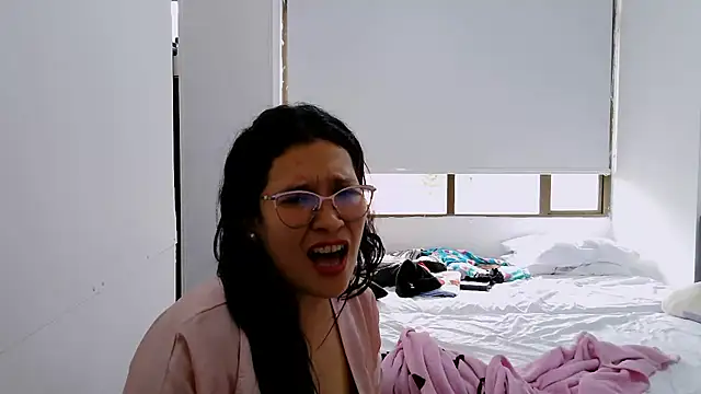 luxandracon23 online show from 15, 9, 2025