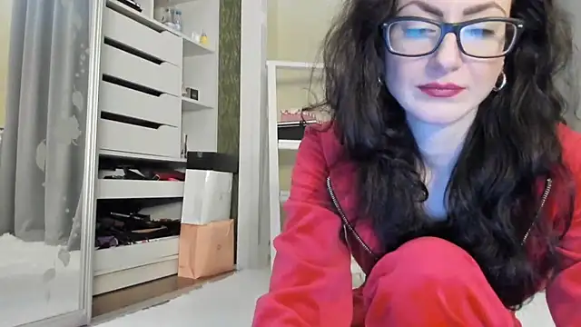 Baby Jewel online show from 7, 10, 2025