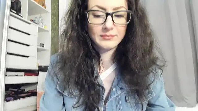 Baby Jewel online show from 17, 10, 2025