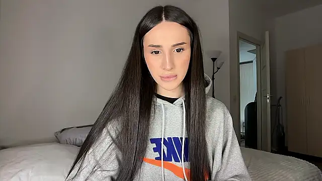 Kim Oberlin  online show from 4, 3, 2026