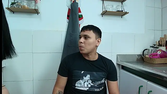 couple lovelyds online show from 14, 1, 2026