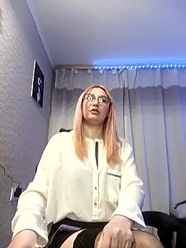 Snapshot of JaneLaJewel chatting on 2, 5, 2026 JaneLaJewel online show from 2, 5, 2026
