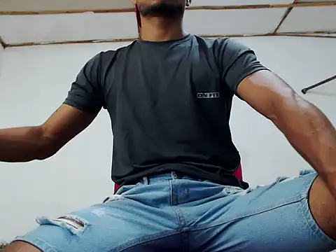 fernandez latinblackk online show from 4, 1, 2025