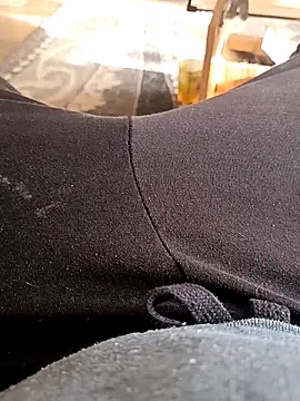 ich411983 online show from 12, 11, 2025