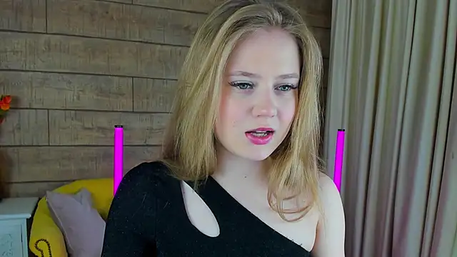 SelinSwarovski online show from 24, 2, 2025