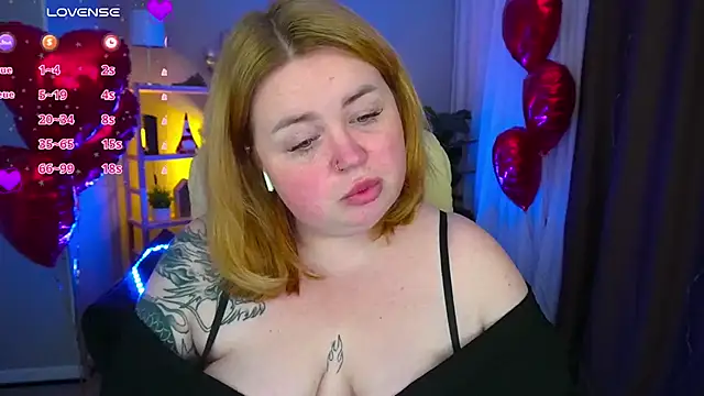 ZaraReignn online show from 17, 2, 2025