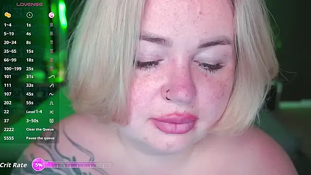 ZaraReignn online show from 21, 9, 2025