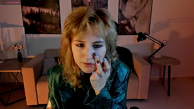 LuxRayi online show from 12, 12, 2024