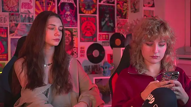 LuxRayi online show from 2, 1, 2025