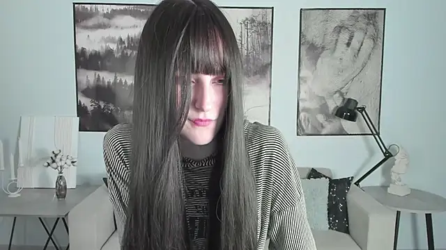 LuxRayi online show from 7, 2, 2025