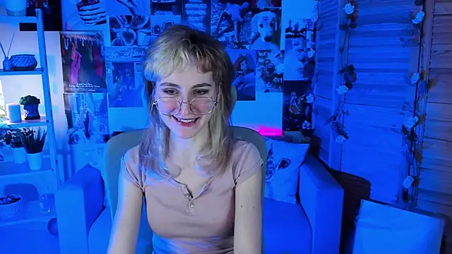 LuxRayi online show from 12, 3, 2025