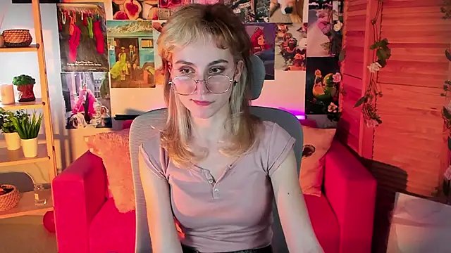 LuxRayi online show from 12, 3, 2025