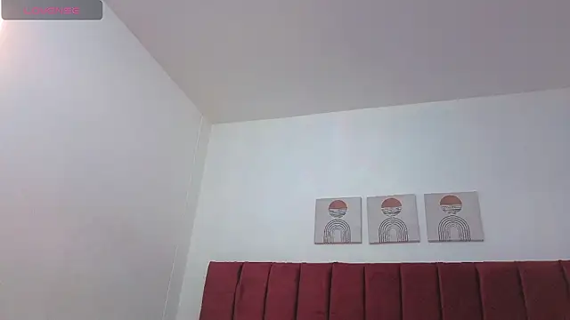 selena castillo online show from 5, 10, 2025